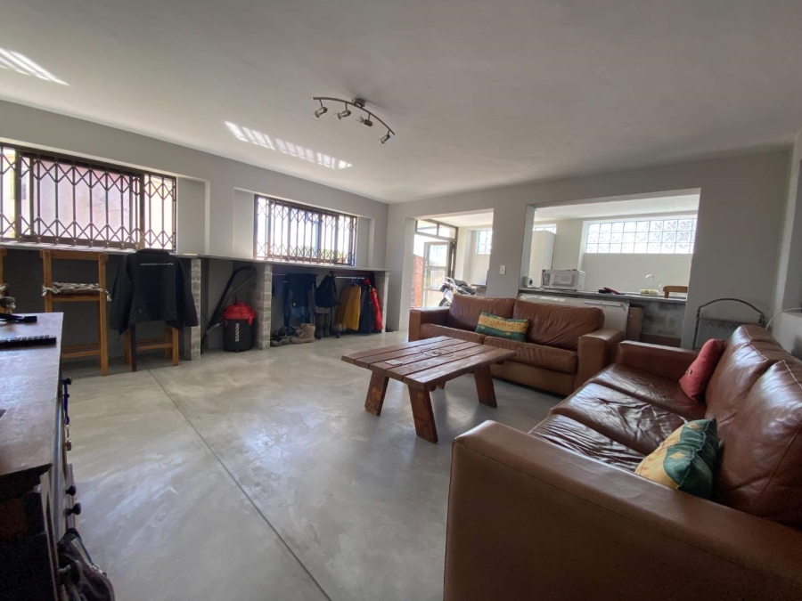 7 Bedroom Property for Sale in Myburgh Park Western Cape